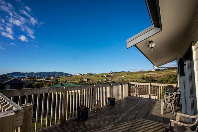 17 Hibiscus Avenue Cable Bay_3