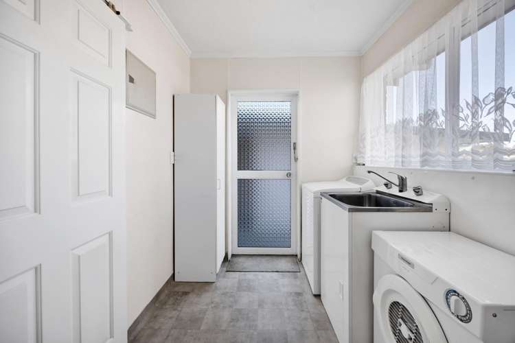 29 Ngahere Street Inglewood_18