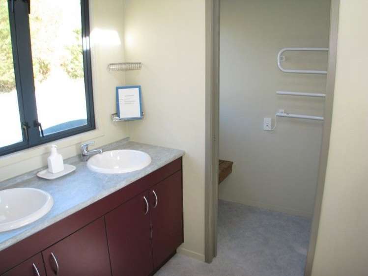 10 Logans Lane Kuaotunu_10