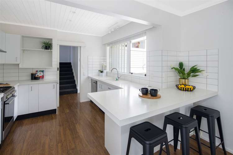 18 Fairburn Grove Johnsonville_5