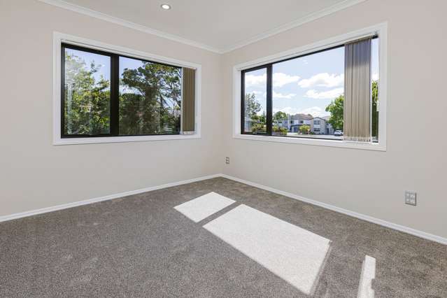 4B Mirrabooka Avenue Botany Downs_4