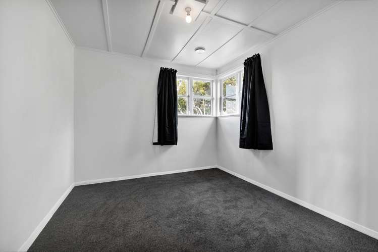 1 Vogel Street + 2 Laurent VC Street Hawera_21