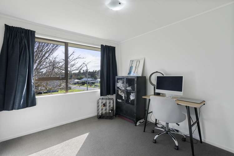 43 Riversdale Drive Merrilands_16