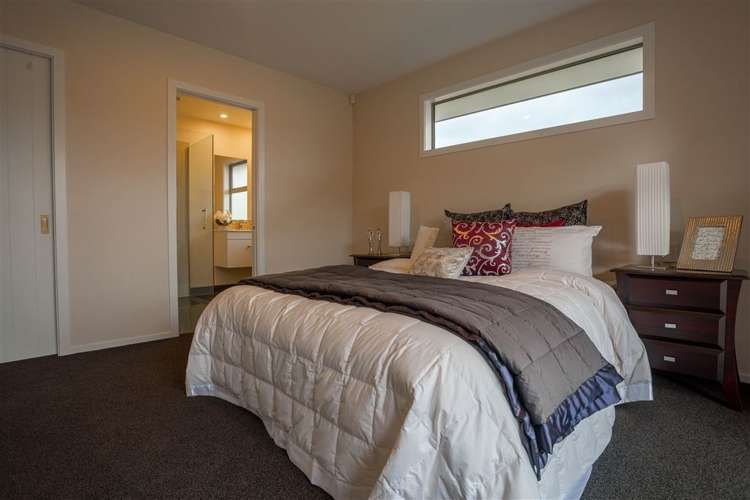 24 Oaks Drive Lincoln_14