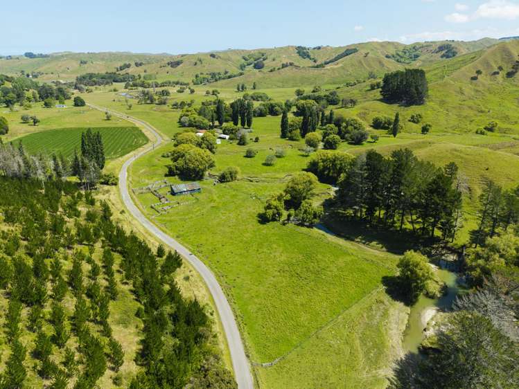 285 Waiomoko Road Whangara_51