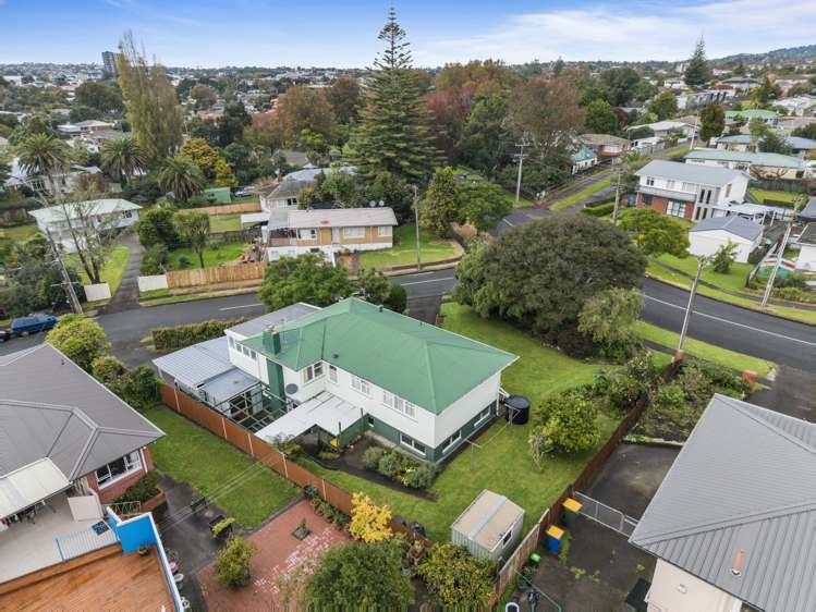 77 Nikau Street New Lynn_22