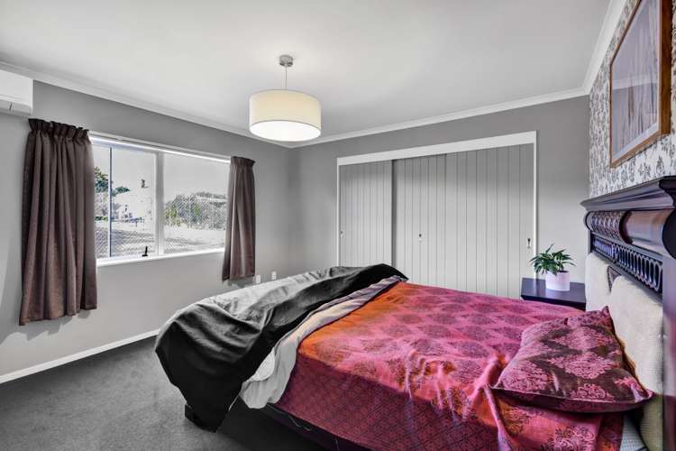 18 Fox Street Okato_14