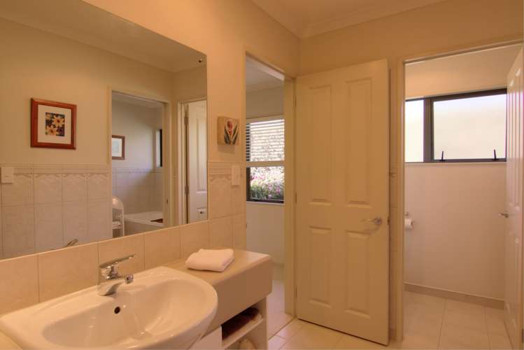 28 Omana Heights Drive Maraetai_14