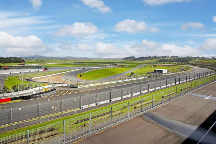 219/20 Hampton Downs Road Hampton Downs_5