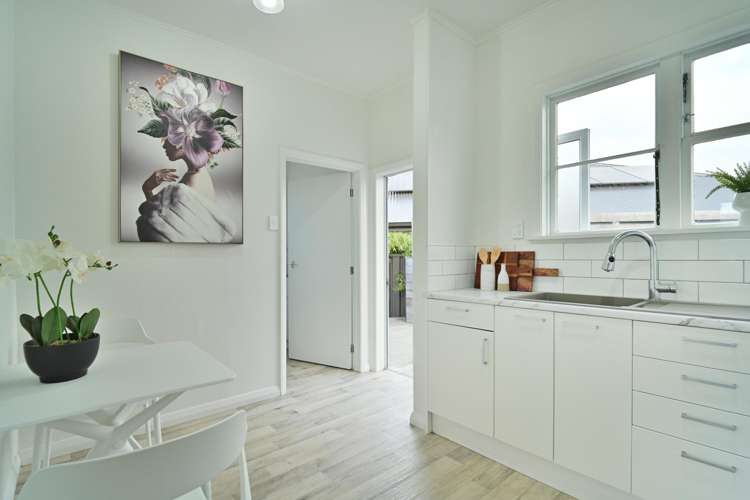 403 Akina Street Akina_4