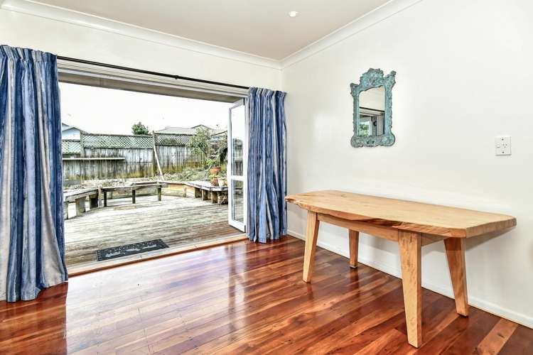 1/5 Duke Street Papakura_4