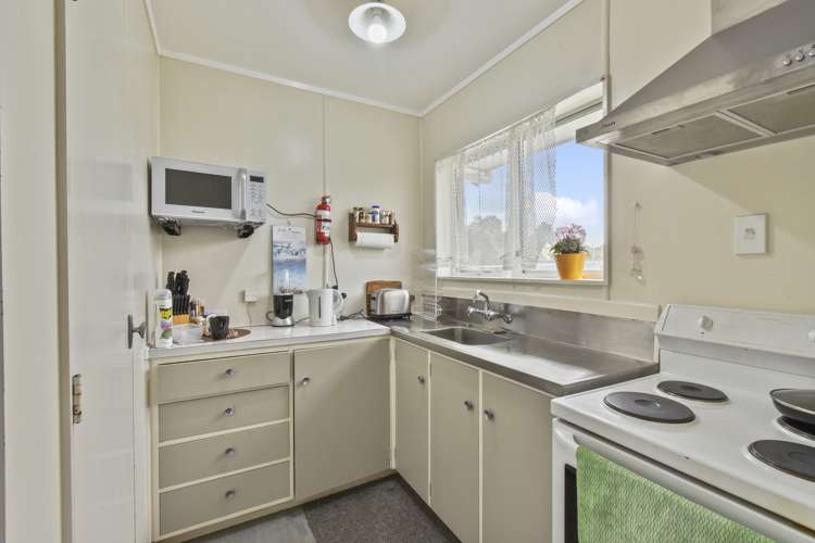 42 Clevedon Road Papakura_5