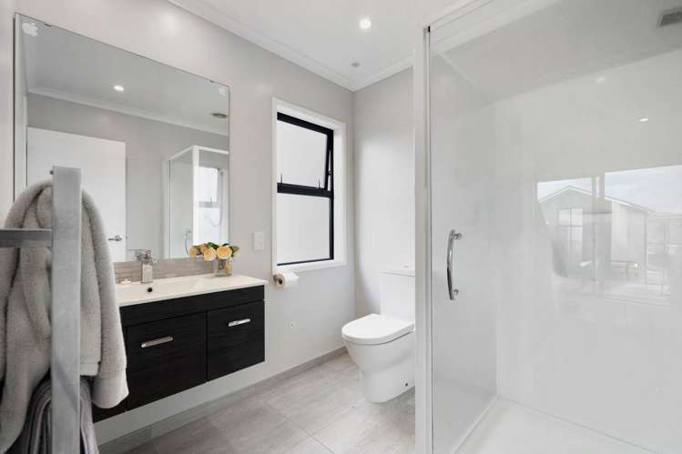 5 Teal Way Hobsonville_17