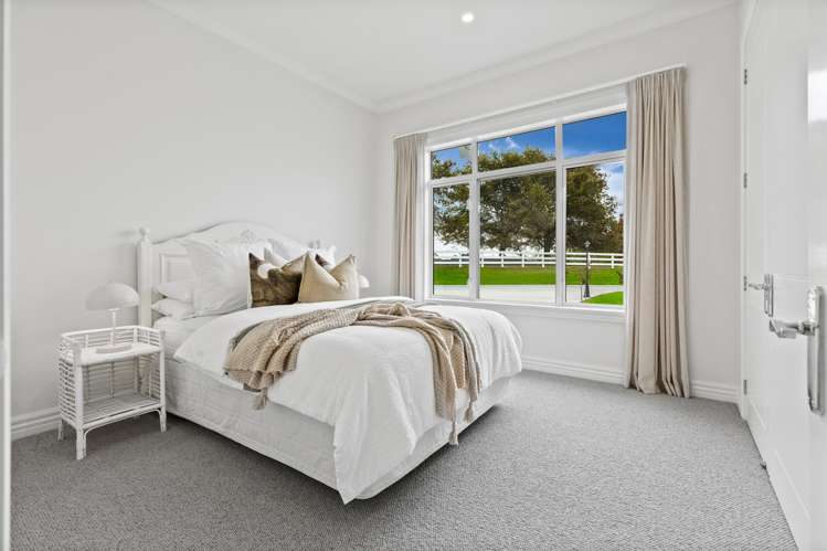21 Diamond Lane Riverhead_32