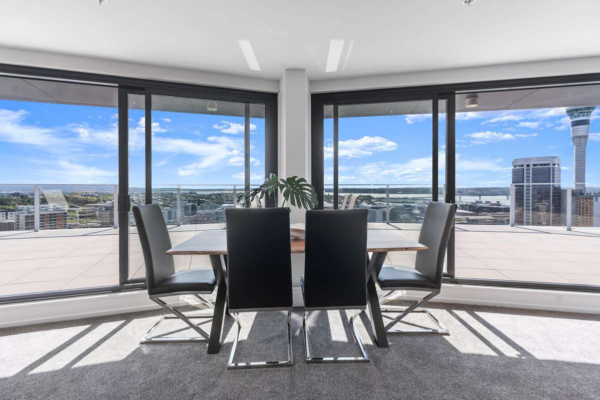 2602/8 Airedale Street_1