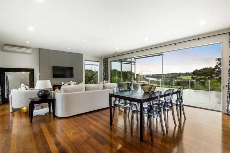 26 Matheson Road Red Beach_15