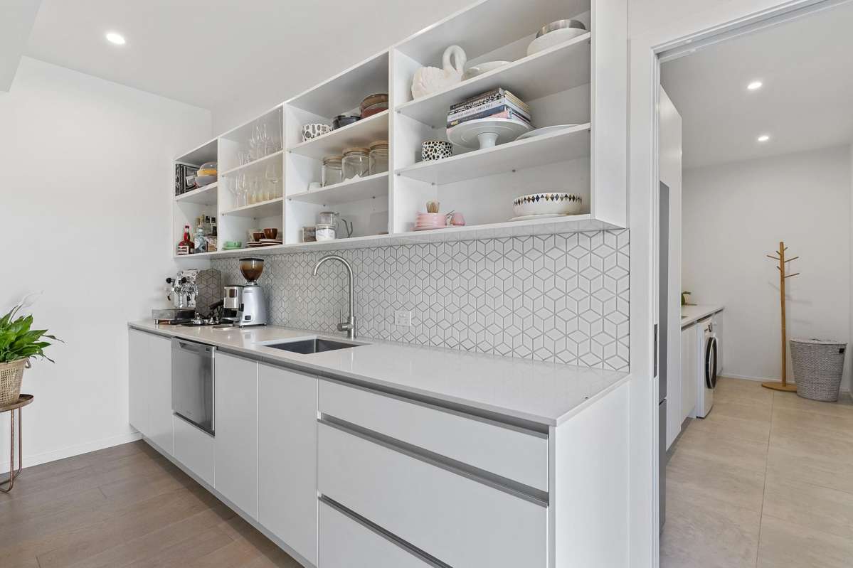 32 Defender Crescent_5