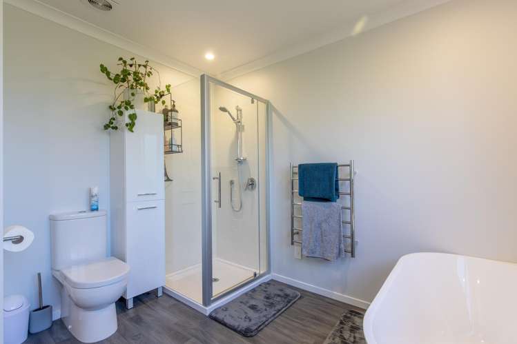 81 Kyle Road Waipukurau_21