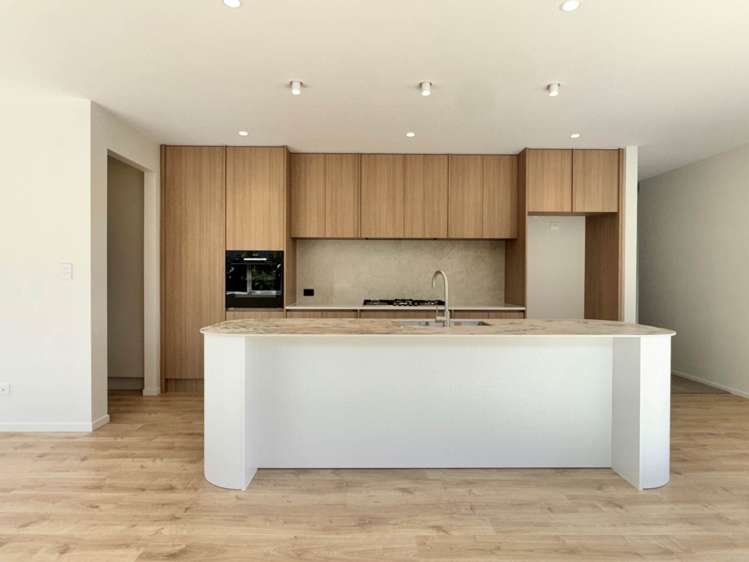 45 Tipu Crescent Milldale_1