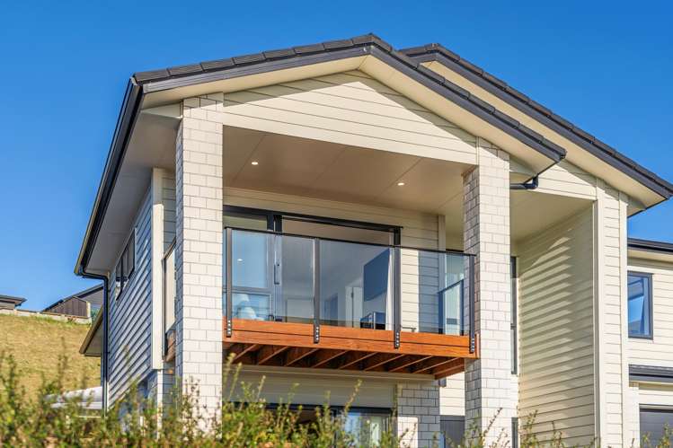 111 Queen Charlotte Drive Aotea_14