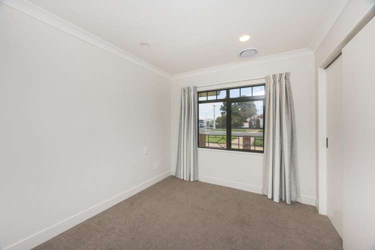34 Kimbolton Road Feilding_15