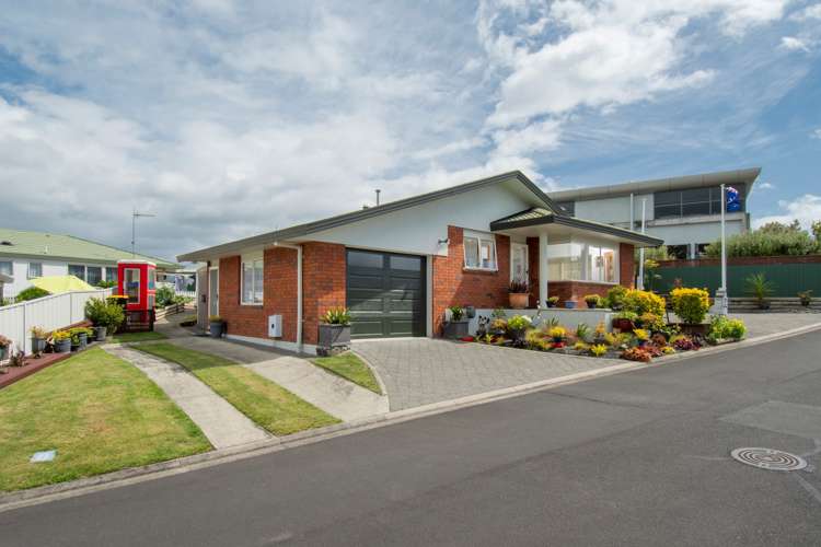 21 Racecourse Way Gate Pa_13