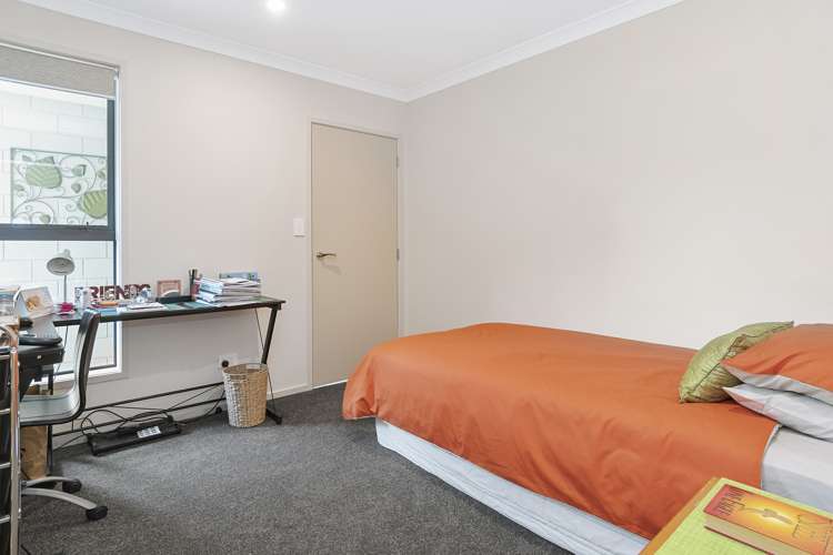 2 Raptor Way Welcome Bay_18