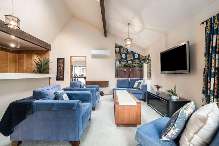 34 Burbank Crescent Churton Park_12