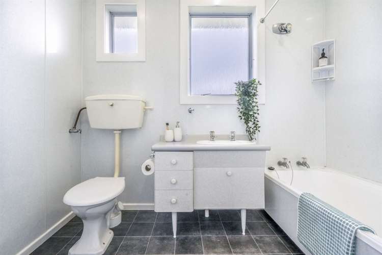 39 Kilmarnock Avenue Strathern_13