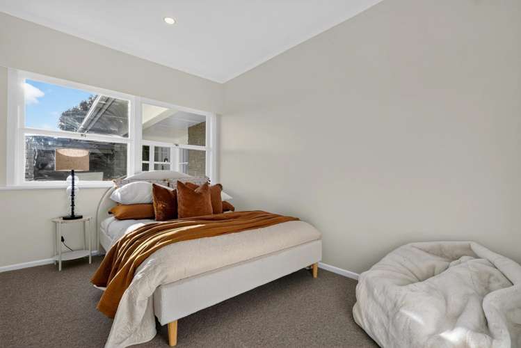 313 East Coast Road Mairangi Bay_13
