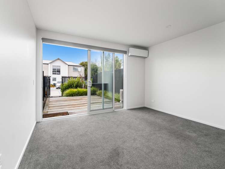 6/94 Cobham Street_5