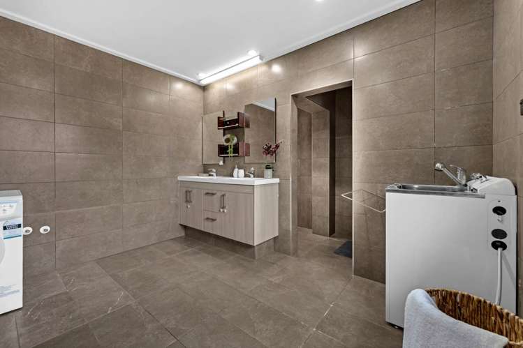 187 Green Lane West Greenlane_23