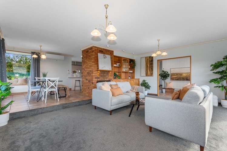 8 Simons Road_5