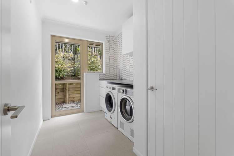123 Grovenor Drive Orewa_15
