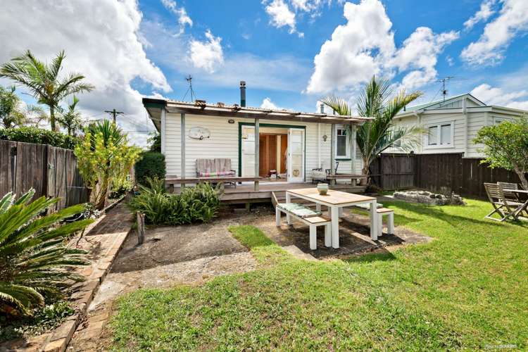 1/61 Beach Haven Road Beach Haven_18