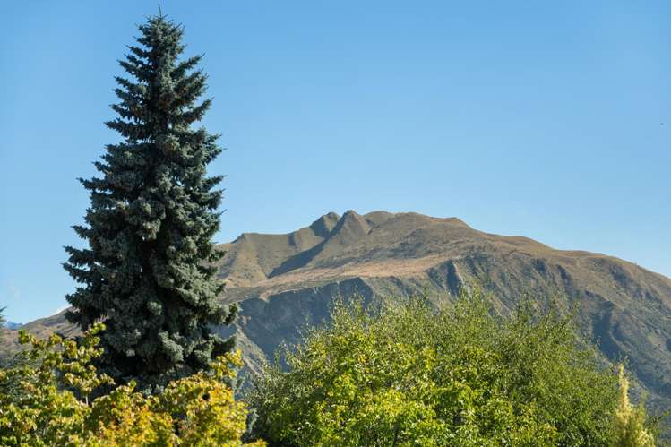 140 Beacon Point Road Wanaka_39