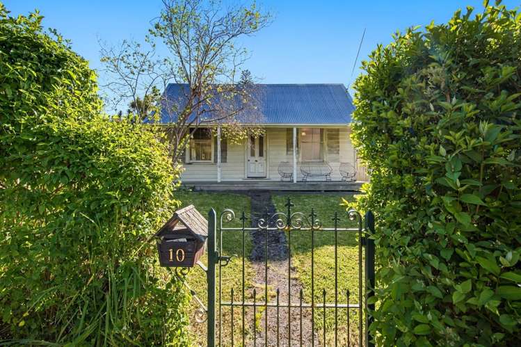 10 Percy Street Akaroa_10