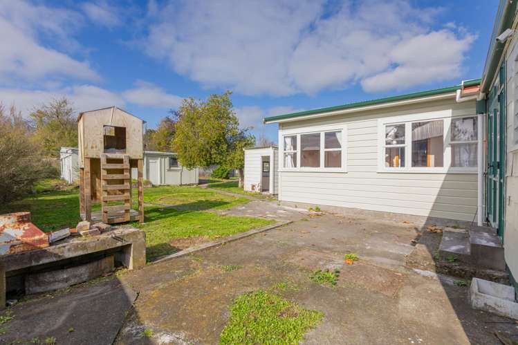 19 Rochfort Street Otane_16