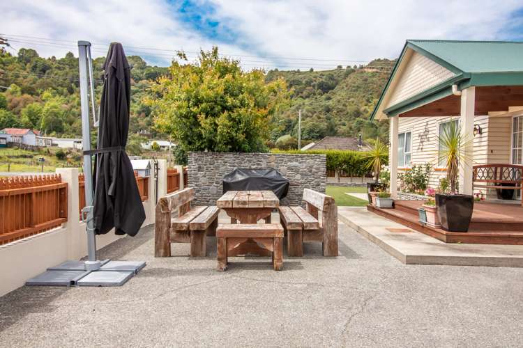 13 Times Street Reefton_15