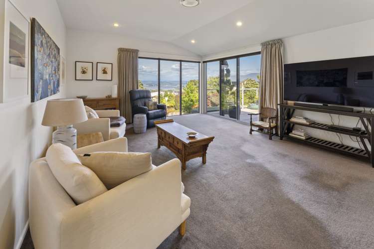 6 Istana Place Britannia Heights_11