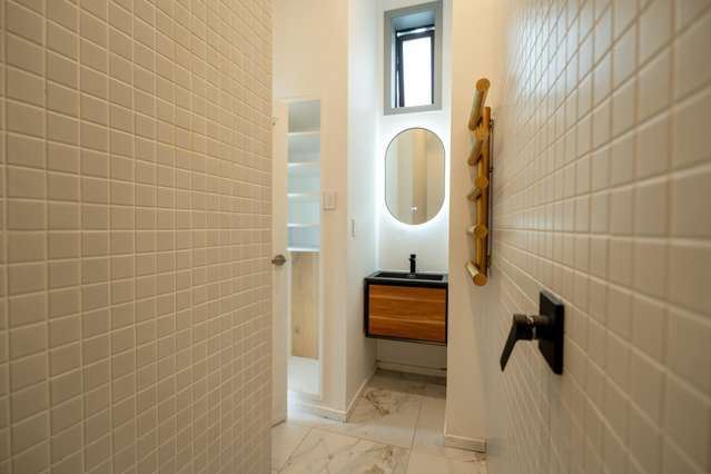 1/23 Bernleigh Terrace West Harbour_3