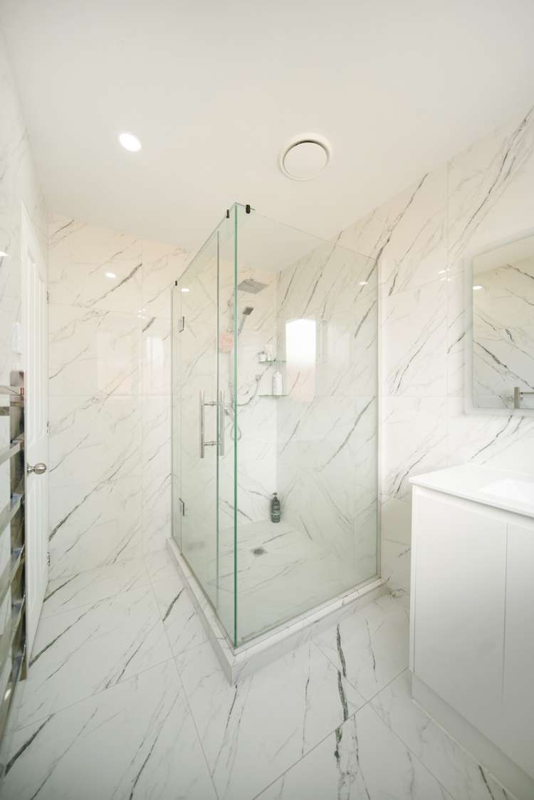 11 Naylors Drive Mangere_11