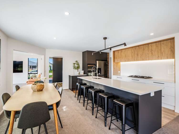 24 Whitehorn Drive Lincoln_7