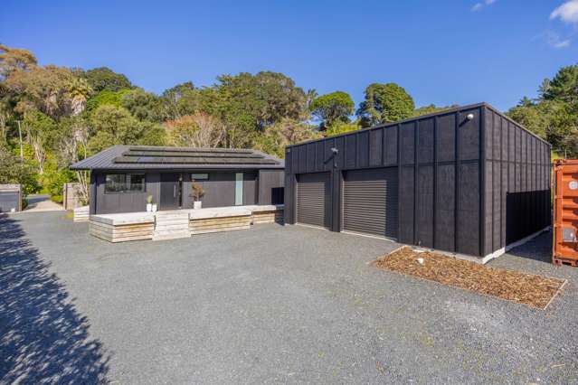 Your Smart, Sun Drenched Coastal Retreat