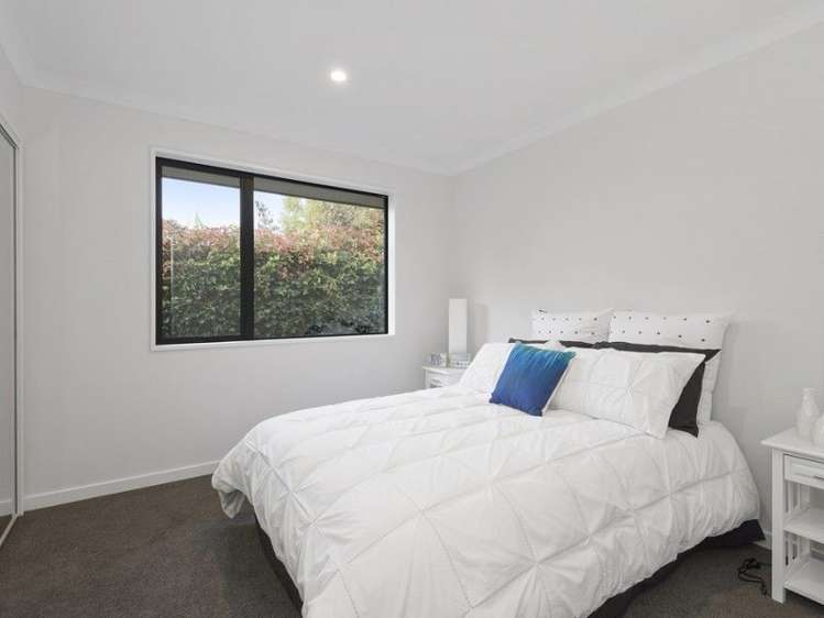 8 Gunns Crescent Cashmere_17