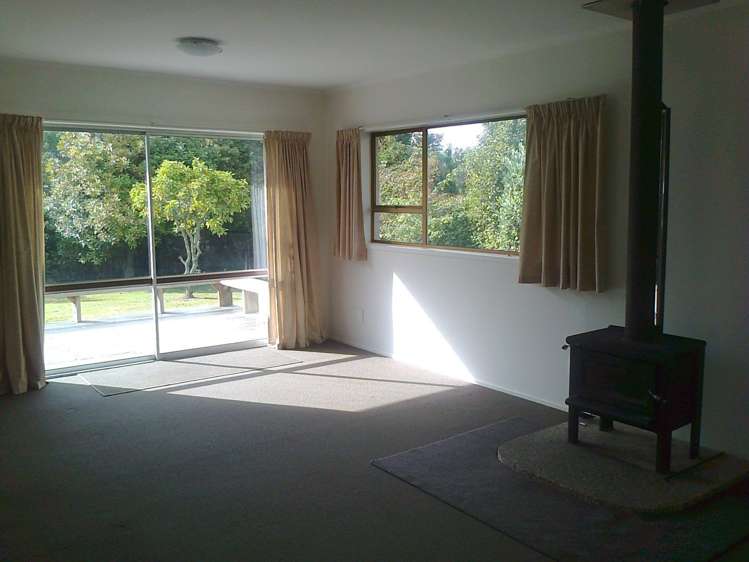 2/478 East Coast Road Windsor Park_4