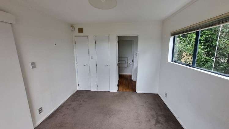 18 Tawhana Crescent Red Beach_6