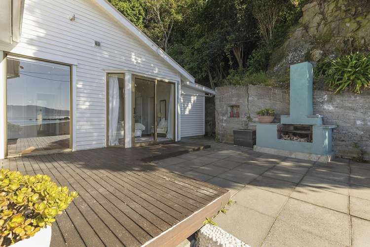 493 Karaka Bay Road Karaka Bays_15