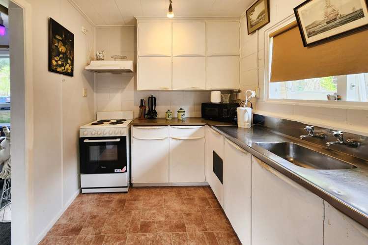 210 West Parkdale Street Tokoroa_8