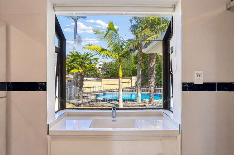 1 Crystal Avenue Glendene_17